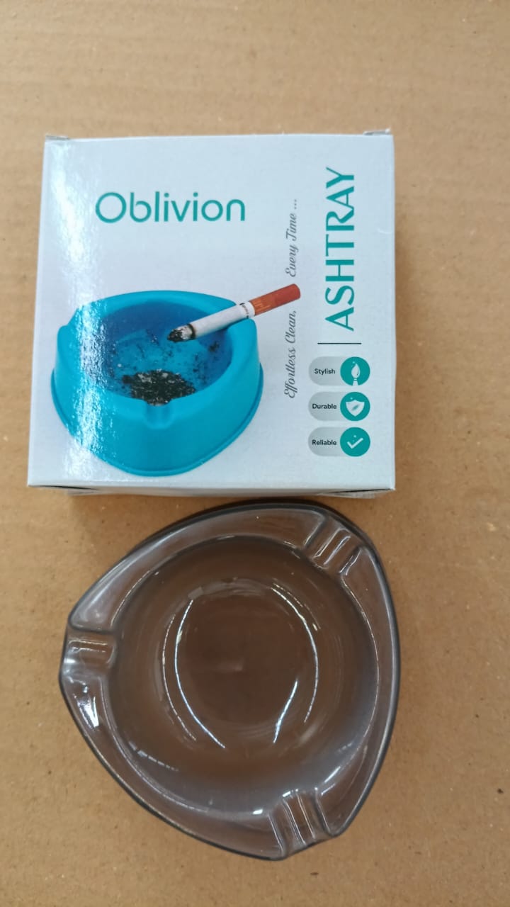 Oblivion Transparent White Ashtray with Cigarette Holder Grooves – Modern Smoke Disposal Tray (1 Pc)