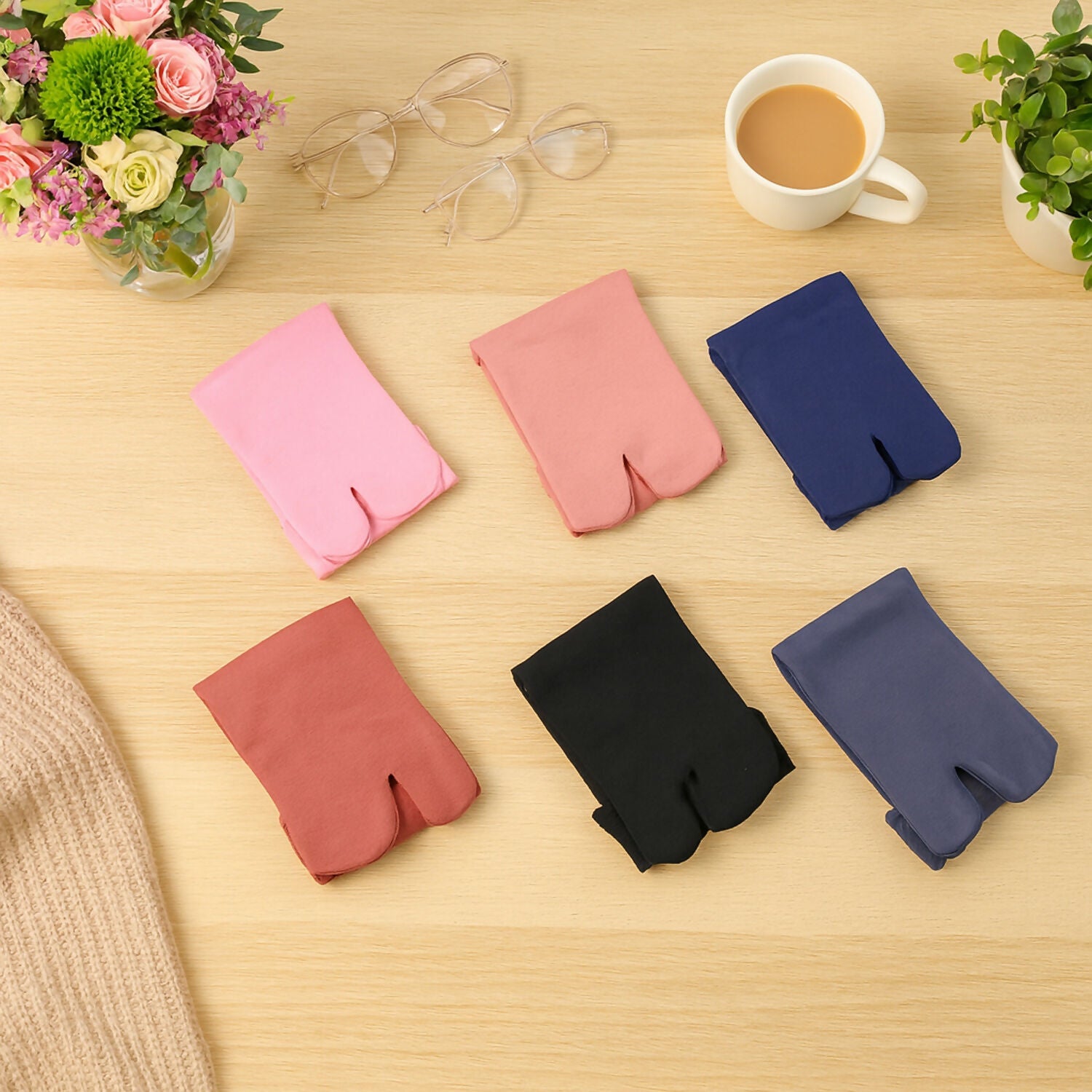 12 Pair Women’s Split Toe Tabi Socks – Soft Warm Casual Socks for Daily Wear