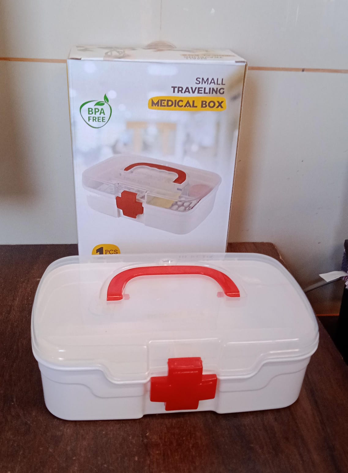 3-Compartment First Aid Box - Portable Medicine Storage with Detachable Tray & Transparent Lid