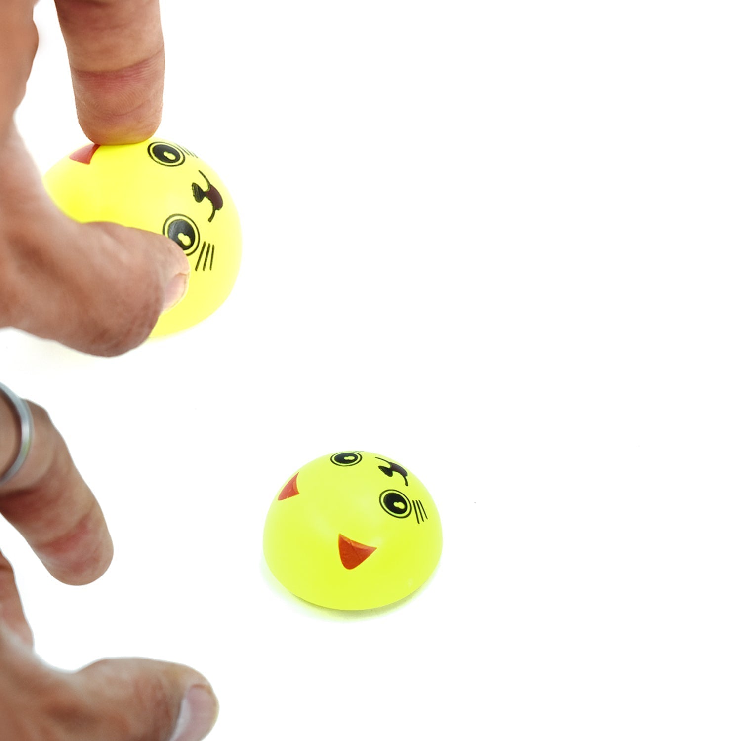 30PCS PULL BACK SMILEY TOY