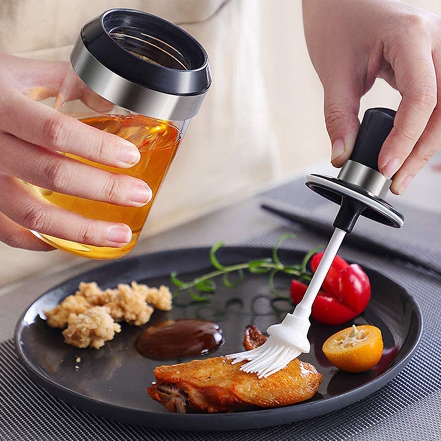 Clear Glass Oil Dispenser Bottle with Integrated Silicone Basting Brush (250ml Approx)