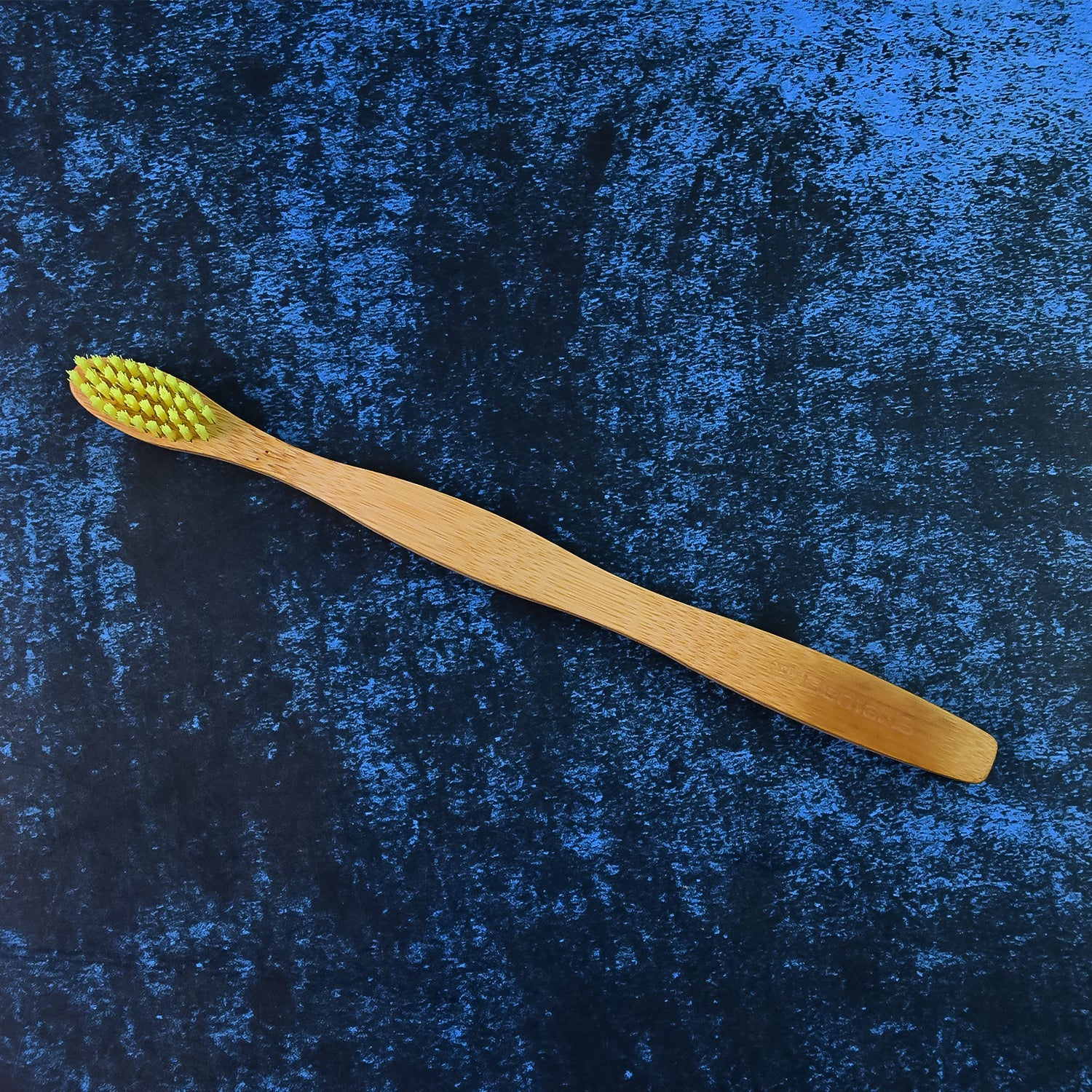 Eco-Friendly Natural Bamboo Toothbrush with Medium Bristles (1 Pc)