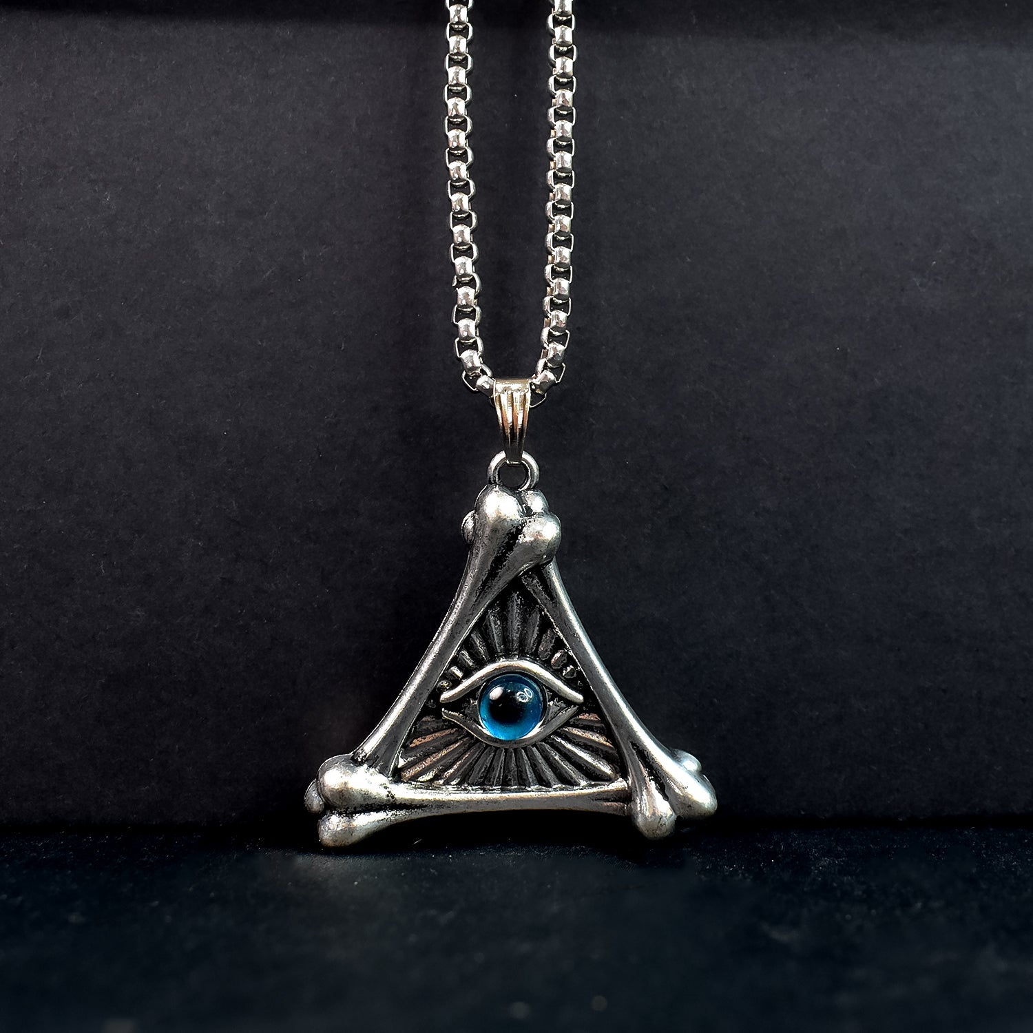 Silver Plated Vintage Evil Eye Protection Triangle Pendant With Necklace (1 PC)