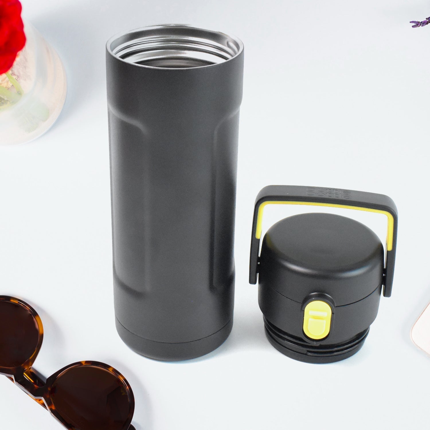 Customize Insulated Water Bottle - Vacuum Sealed, Leak Proof, BPA Free - Perfect for Hot & Cold Beverages