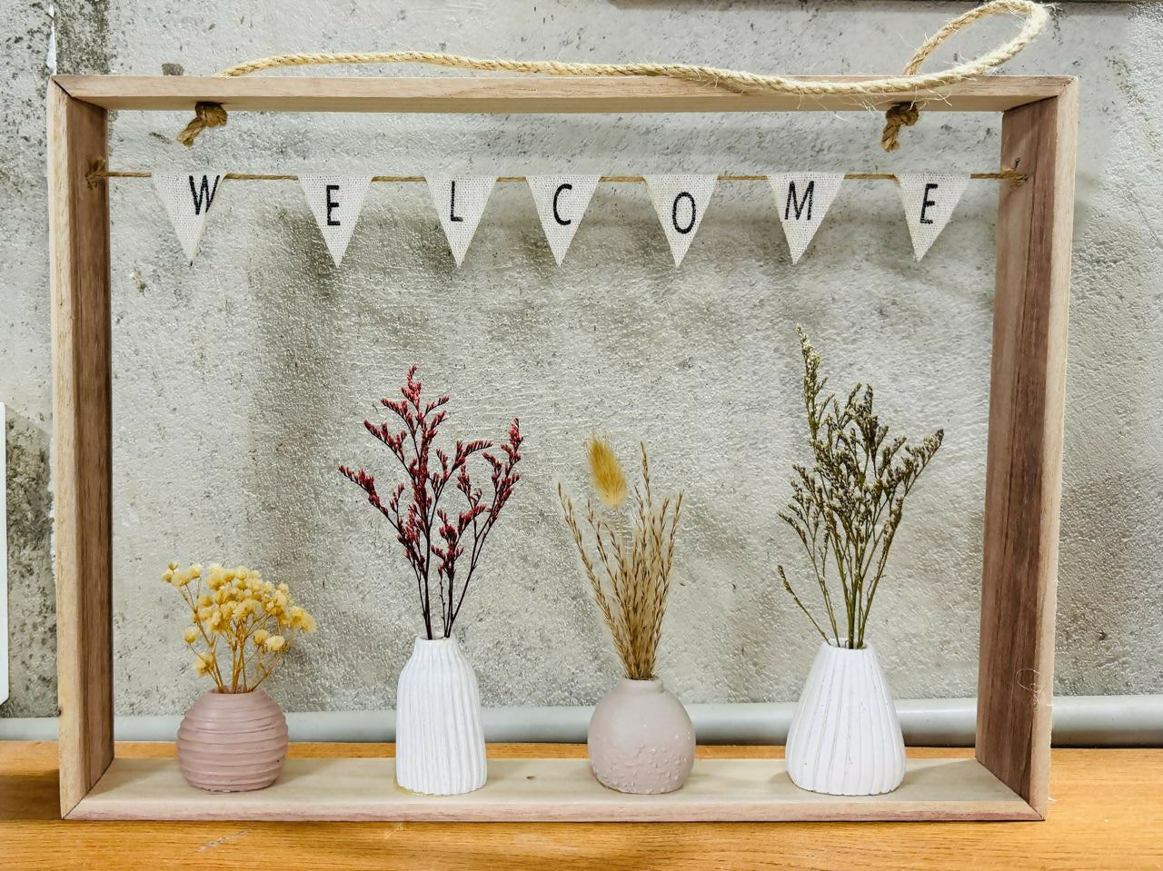 Decorative Ceramic Vases with Artificial Dried Flowers – Minimalist Modern Tabletop Centerpieces for Home, Office & Event Décor