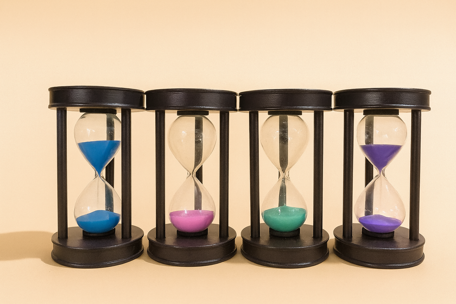 Premium 15 Minute Hourglass Sand Timer – Decorative Sand Clock with Colored Sand, Durable Black Frame, Vintage Glass Timer for Home Office Desk, Meditation, Study, Kitchen & Gift Use pack of 1