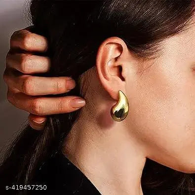 Women's Chic Teardrop Gold Silver Round Stainless Steel Earrings | Kendall Earrings