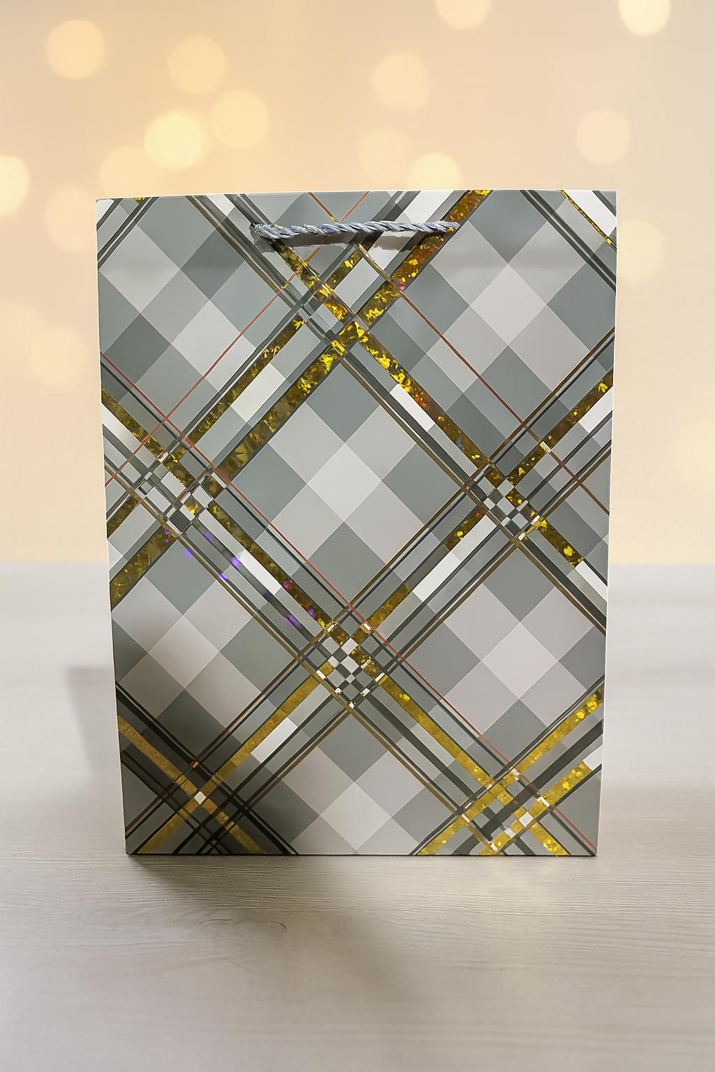 Luxury Plaid Pattern Gift Bag Set – Pack of 4 Reusable Premium Paper Gift Bags with Golden Foil Detailing, Strong Rope Handles – Ideal for Birthday, Wedding, Anniversary, Festive & Corporate Gifting (Multicolor, Large Size)