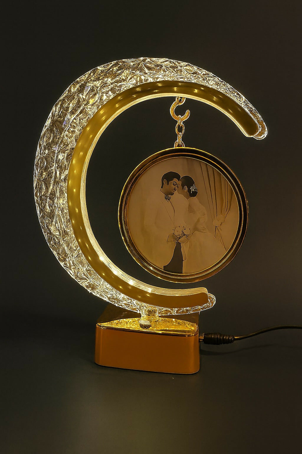 Crescent Moon Crystal LED Photo Frame Lamp – Personalized Rotating Hanging Frame with Warm Light – USB Powered Night Lamp for Bedroom, Anniversary, Wedding & Romantic Gifting