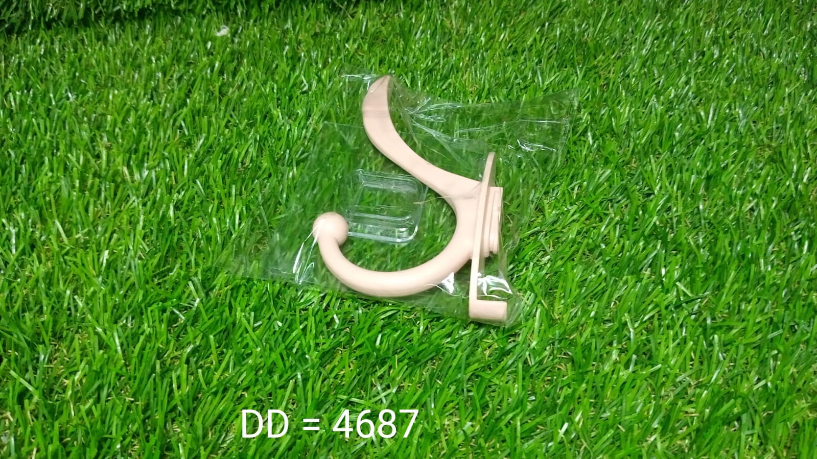 Self Adhesive Plastic Wall Hook for Home