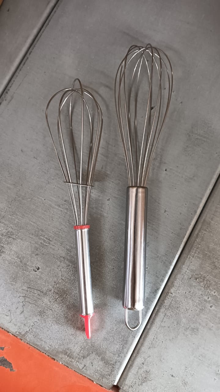 Medium Stainless Steel Balloon Whisk (24cm / 1 Pc)