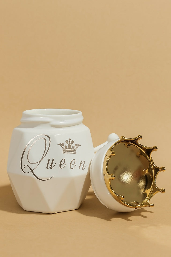 Luxury Queen Ceramic Mug with 3D Gold Crown Lid and Unique Handle – White Geometric Diamond-Style Coffee Mug – Gift for Women, Wife, Mom, or Girlfriend – Royal Tea Cup