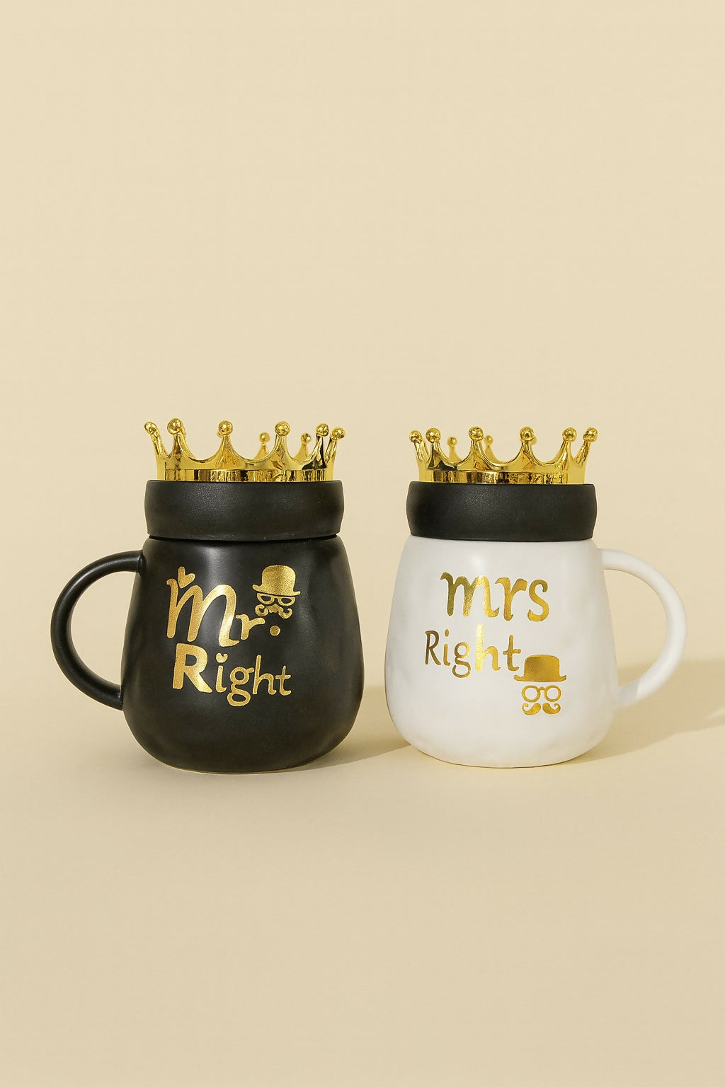 Mr. Right & Mrs. Right Couple Ceramic Mug Set with Golden Crown Lids – Black & White Coffee Cups with Funny Prints – Perfect Gift for Husband Wife, Wedding, Anniversary, Engagement, Valentine’s Day & Birthday (2 Pieces)