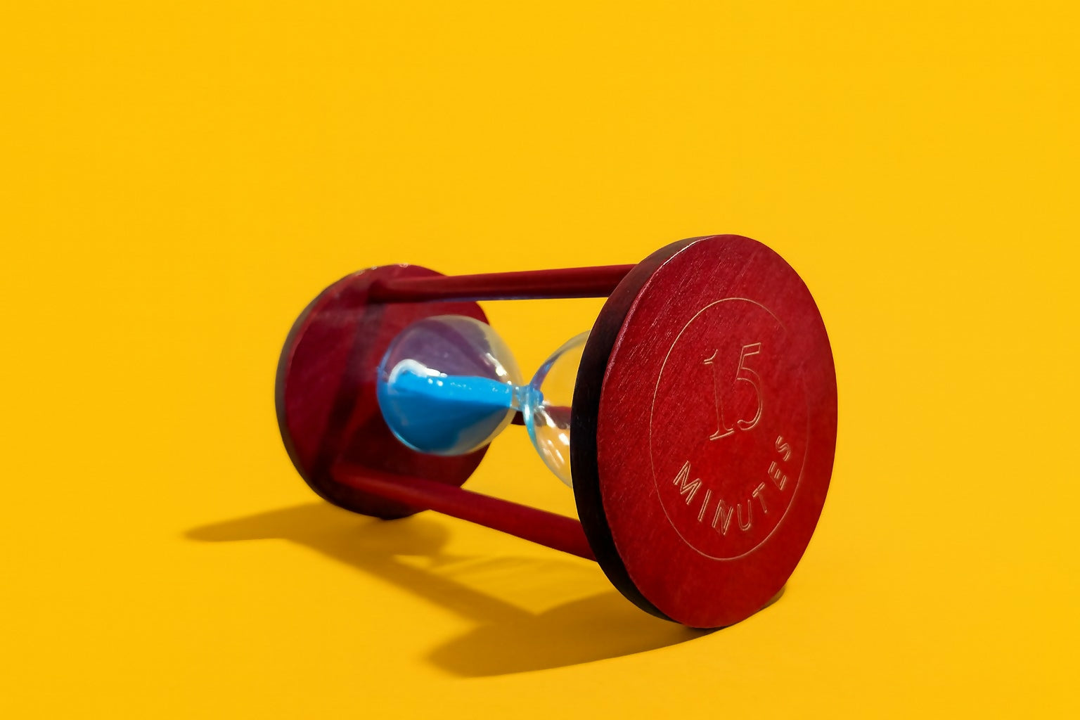 Wooden Sand Timer Hourglass with Colored Sand | Vintage Style Decorative Sand Clock | 15 Minute Timer for Study, Meditation, Kids Activities, Kitchen, Office Desk & Home Décor pack of 1 random color