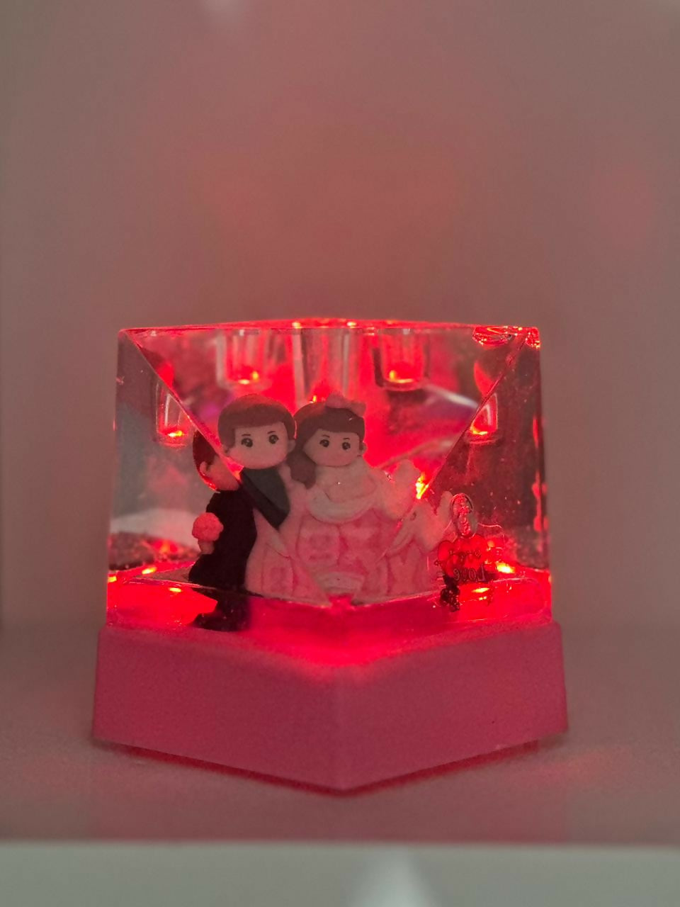 BlushLove Crystal Cube Acrylic Liquid Motion Teddy Love Sign Block | Valentine's Day Gift | Romantic Desk Showpiece | Clear Decorative Display with Floating Glitter