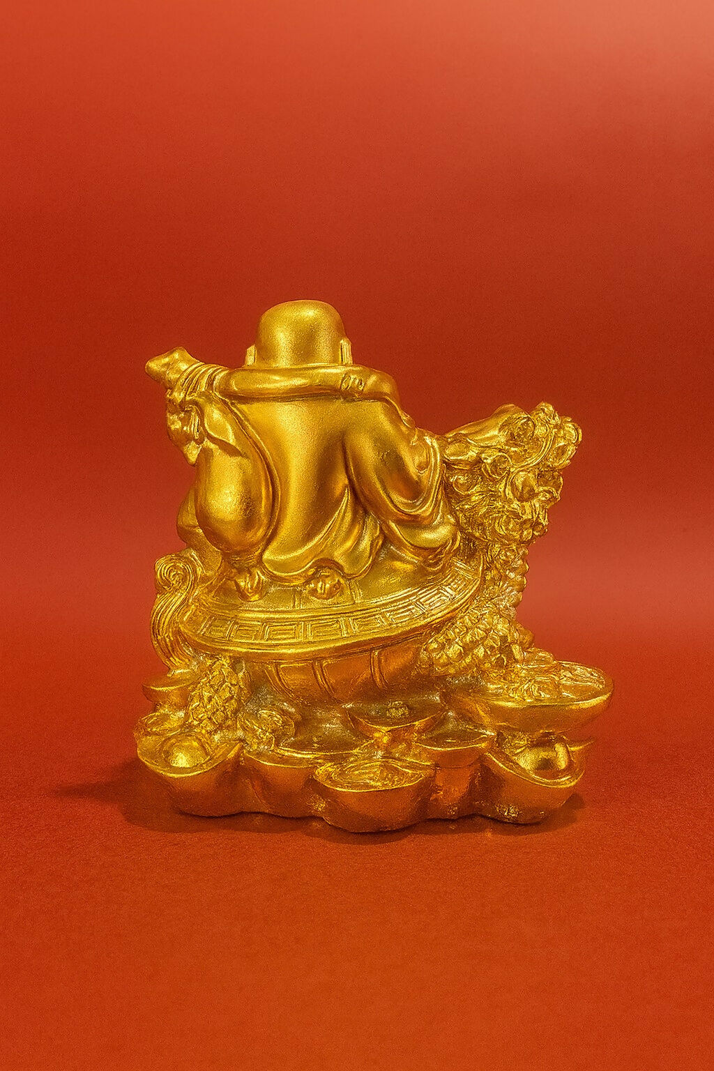 Golden Laughing Buddha Idol Sitting on Dragon Turtle with Wealth Coins – Feng Shui Resin Statue for Luck, Prosperity & Protection – Home & Office Decor Showpiece