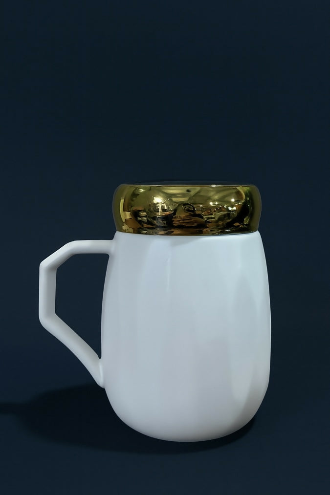 Mrs Ceramic Mug with Golden Lid – White Glossy Coffee Cup with Gold Script and Modern Geometric Handle – Elegant Gift Mug for Wife, Bride, or Fiancée – Tea Cup for Women