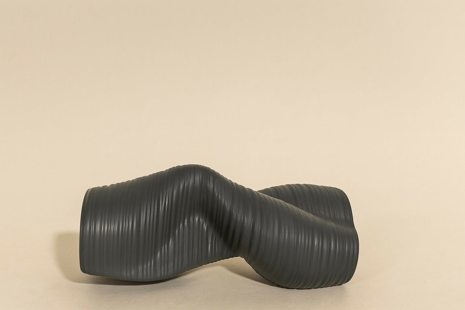 HOME DECOR Modern Black Twisted Ceramic Vase for Home Decor – Matte Finish Spiral Design Flower Pot for Living Room, Office, Center Table, or Minimalist Interior Styling