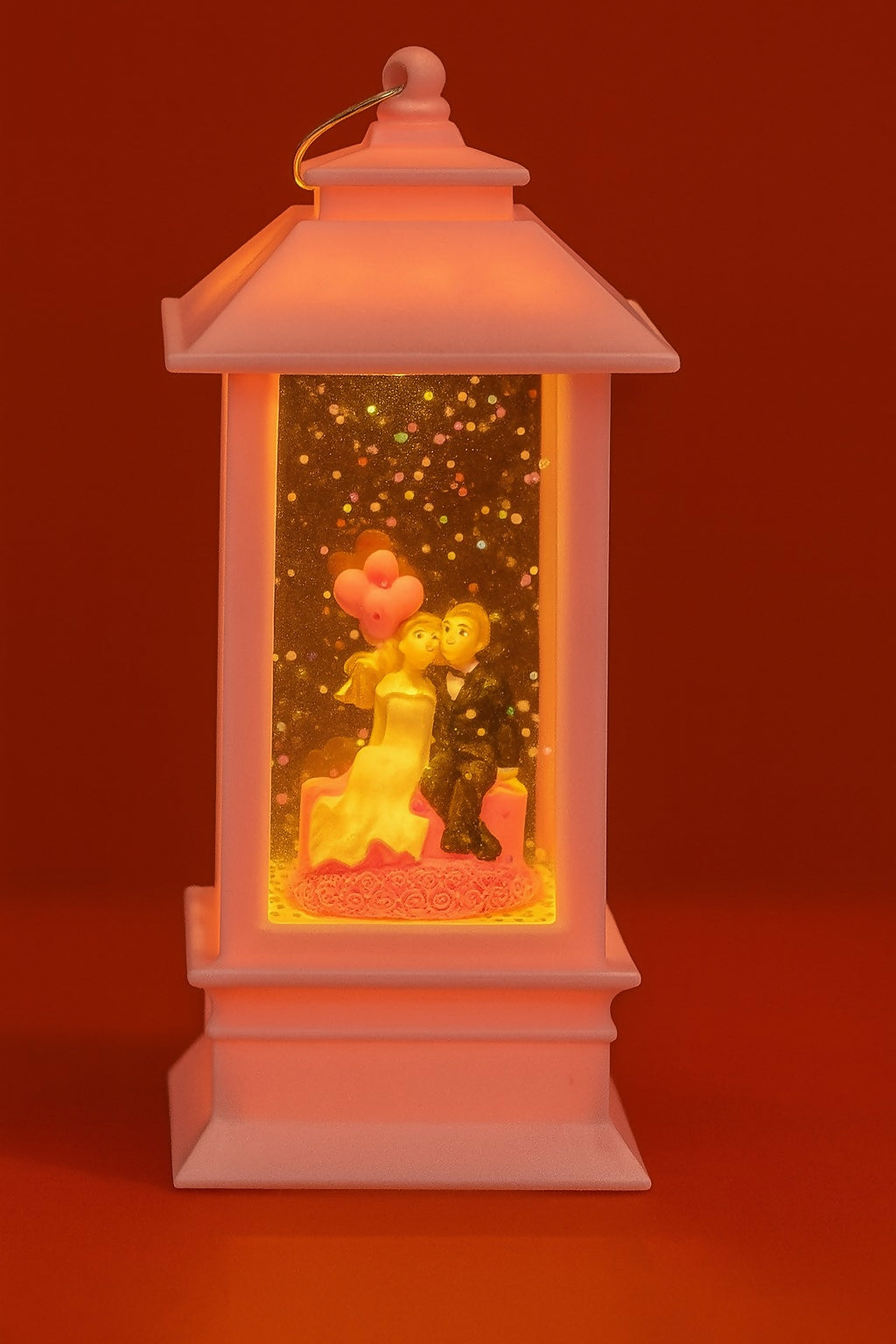 Romantic Couple Showpiece in Pink Lantern Case – Bride & Groom Figurine with Heart Balloon – Valentine’s Gift, Anniversary Decor, Love Theme Table Decoration
