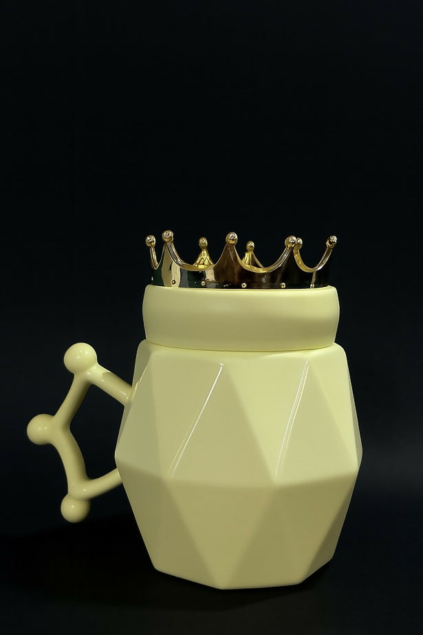 Light Yellow Queen Ceramic Mug with Golden Crown Lid and Royal Handle – Diamond Cut Design Tea & Coffee Cup for Women, Wife, Mom – Elegant Gift Mug for Her