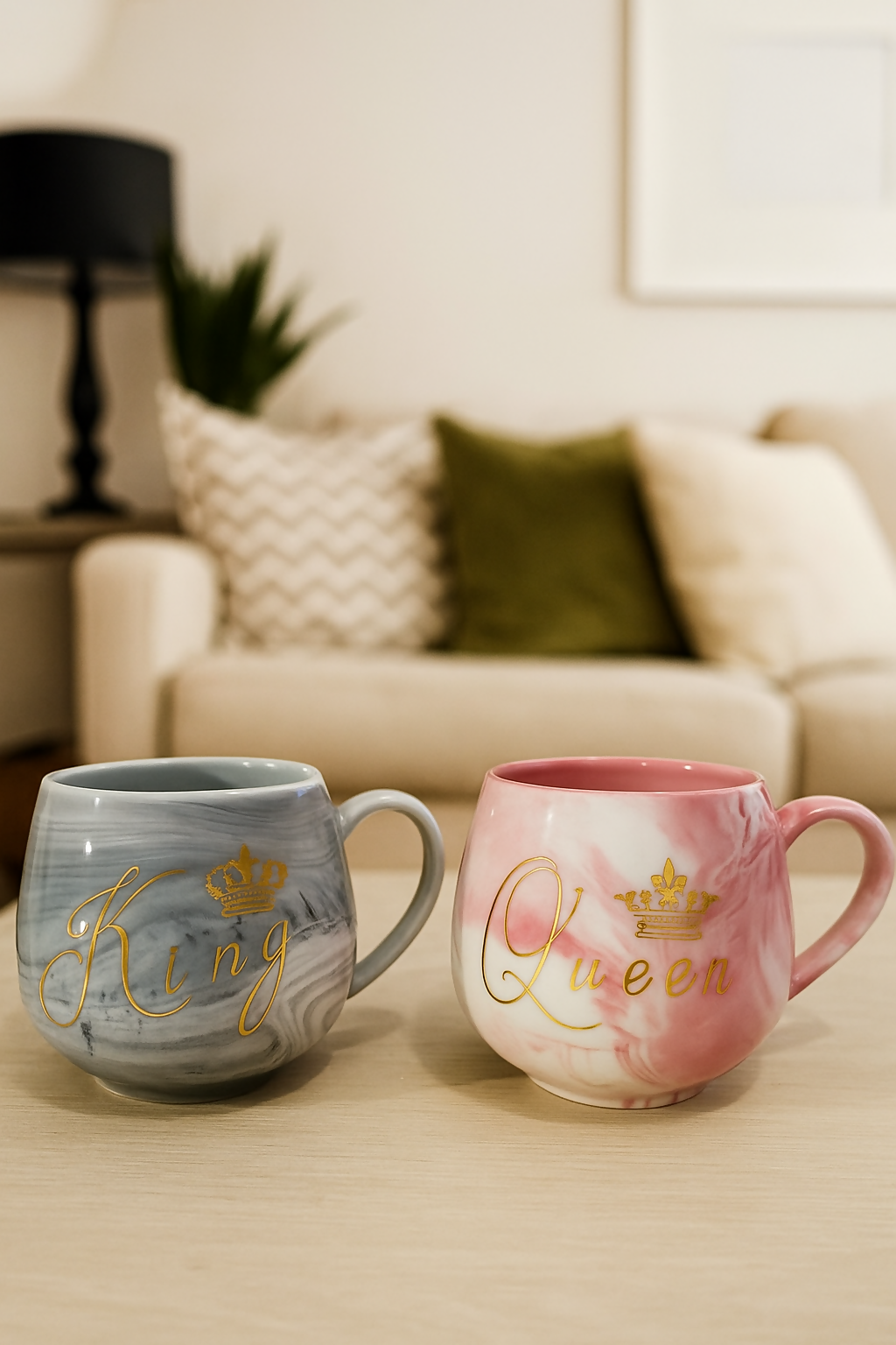 King & Queen Marble Ceramic Mug Set – Luxury His and Hers Coffee Cups with Golden Crown Lettering – Elegant Pink & Grey Marble Finish – Romantic Gift for Couples, Anniversary, Wedding, or Valentine’s Day