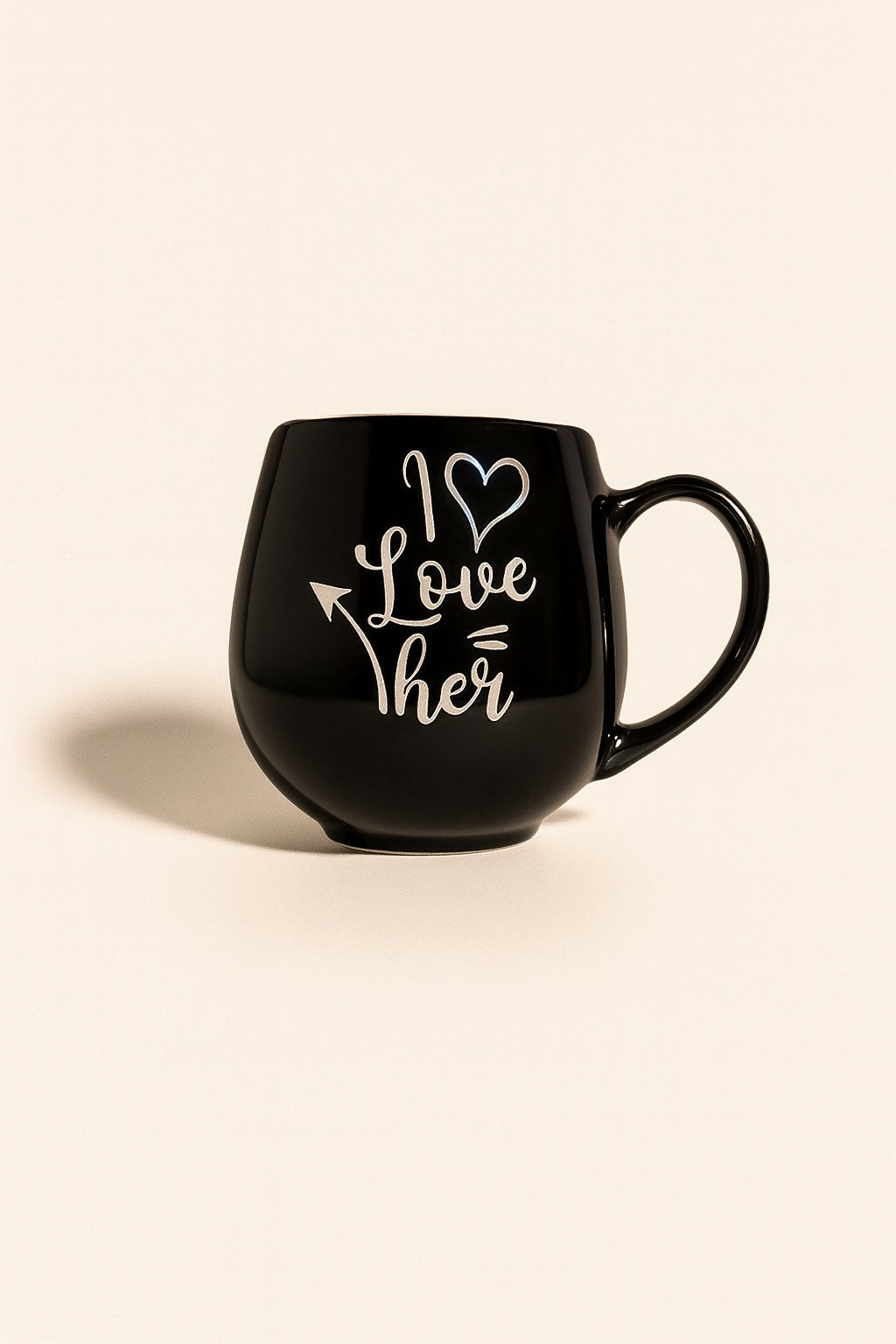“I Love Her” Black Ceramic Coffee Mug with Handle – Romantic Gift Cup for Girlfriend, Wife, Anniversary, Valentine’s Day, Birthday & Special Occasions – Printed Tea & Coffee Cup for Her