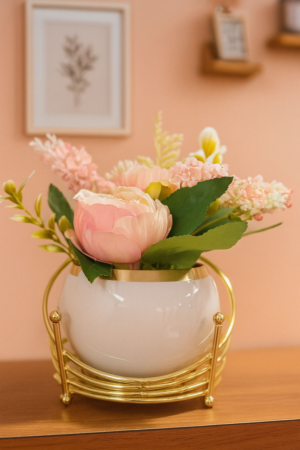 Elegant Artificial Peach Pink Flower Arrangement in White Ceramic Pot with Golden Metal Stand – Faux Rose & Hydrangea Floral Centerpiece for Home, Office, Living Room & Gifting