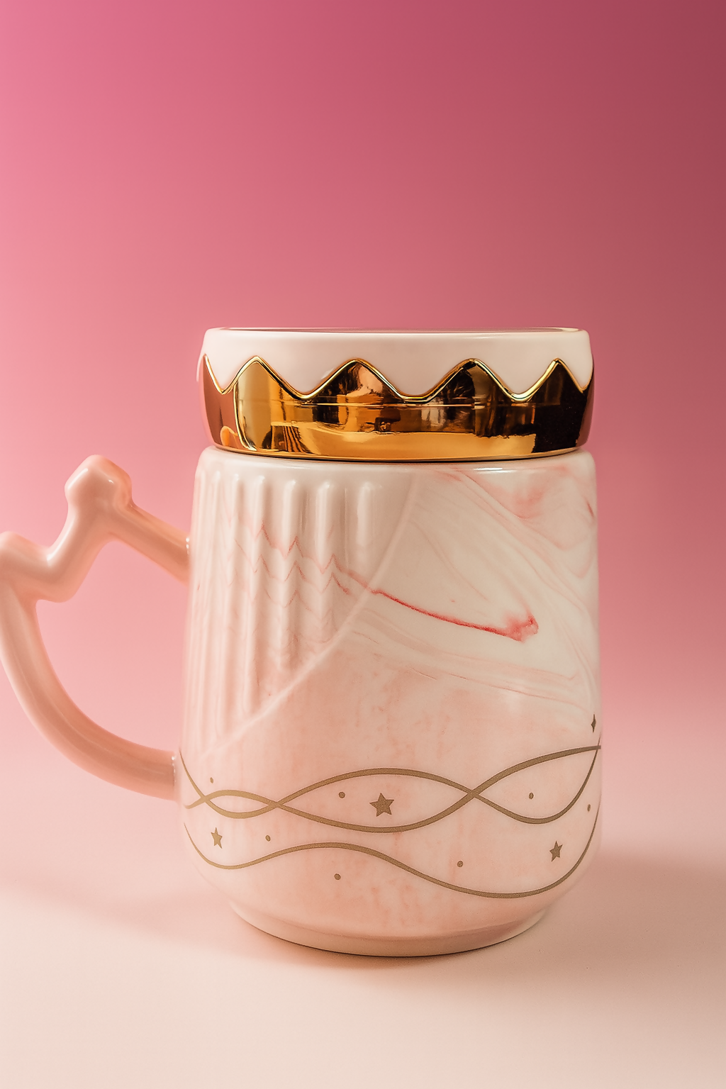 Luxury Ceramic "Mrs." Coffee Mug with Crown Lid & Mirror | Pink Marble Finish with Gold Accents | Romantic Gift for Wife, Her, Bride – Tea Cup for Home, Office & Gifting