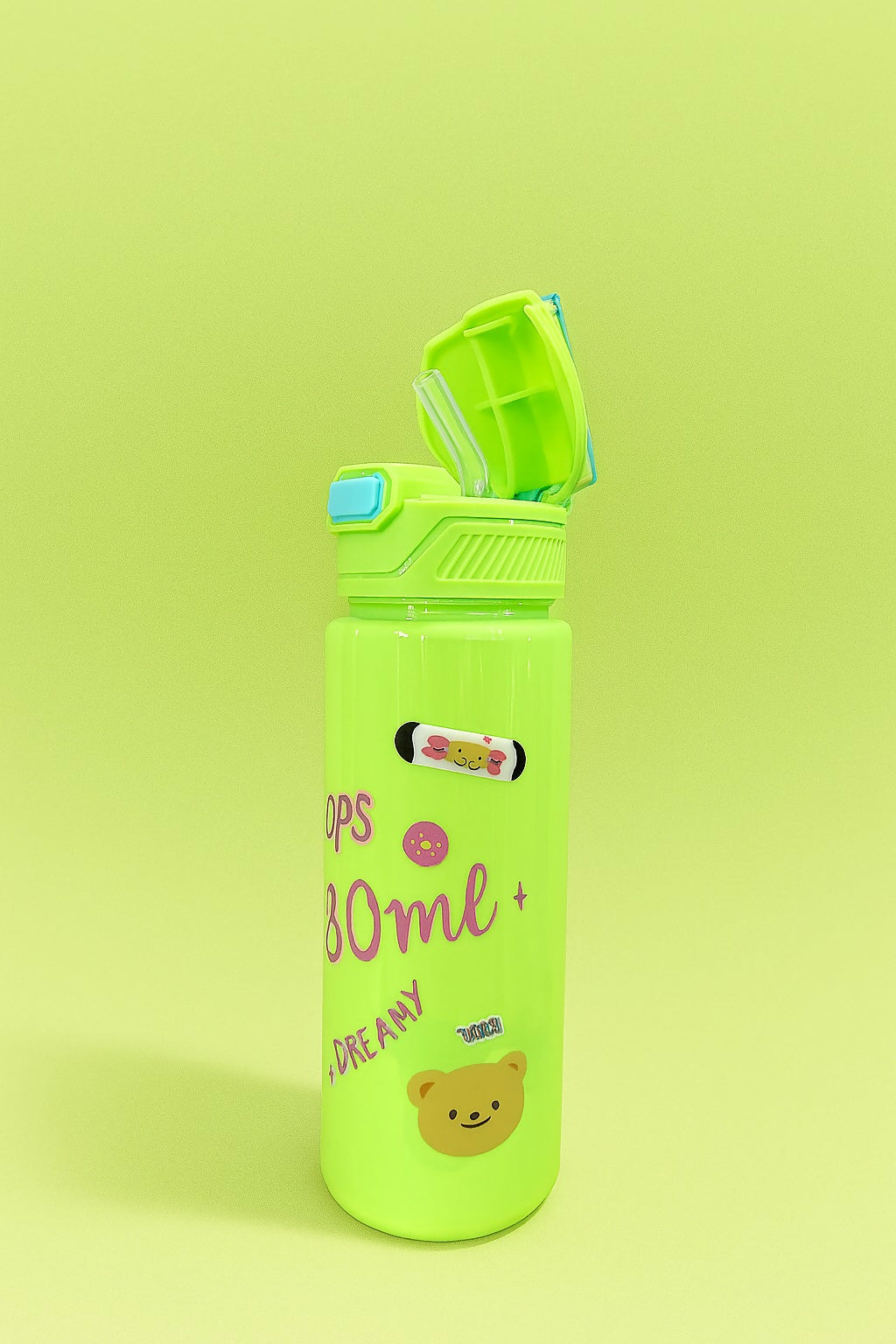 Set of 3 Green Cartoon Water Bottles for Kids – Cute Bear Printed BPA-Free Plastic Bottles with Leak-Proof Flip Lids (1500ml, 800ml, 500ml)