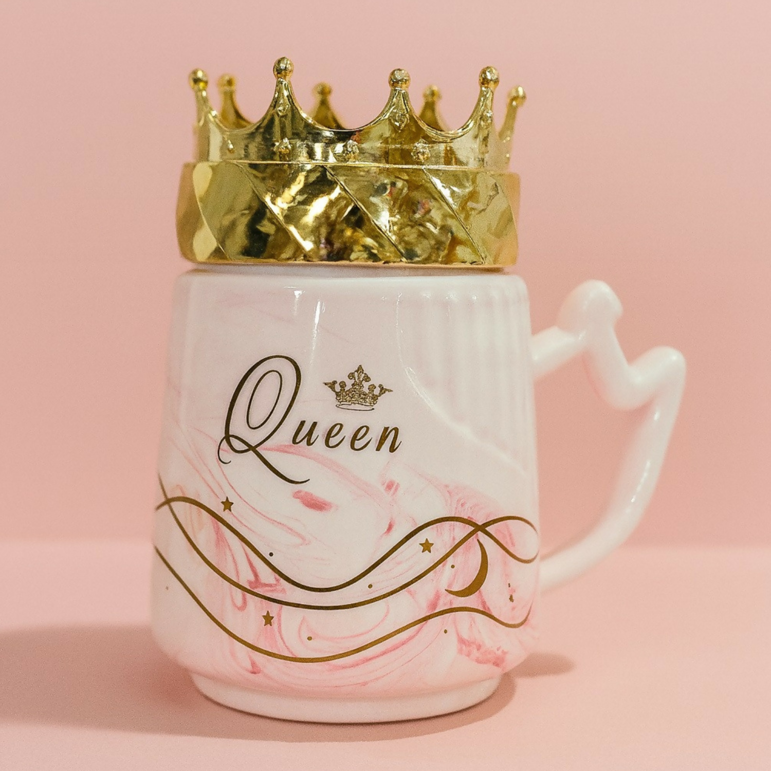 Luxury Queen Crown Ceramic Mug with Golden Lid | Pink Marble Coffee & Tea Cup | Royal Gift for Women – Birthday, Anniversary, Valentine’s Day & Office Use
