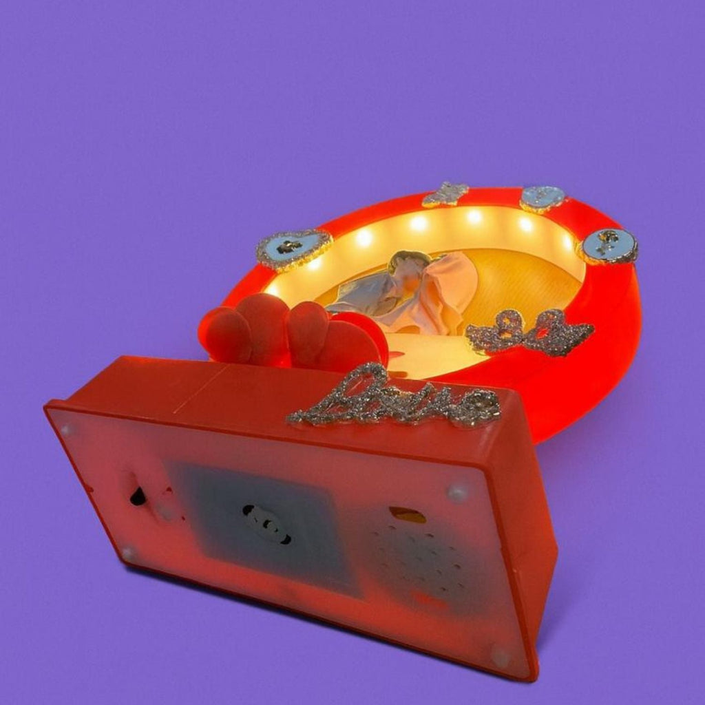 Romantic Couple Kissing LED Night Lamp with Decorative Ring & Roses | Love Theme Table Lamp for Bedroom, Living Room & Home Décor | Perfect Valentine, Anniversary, Wedding & Birthday Gift