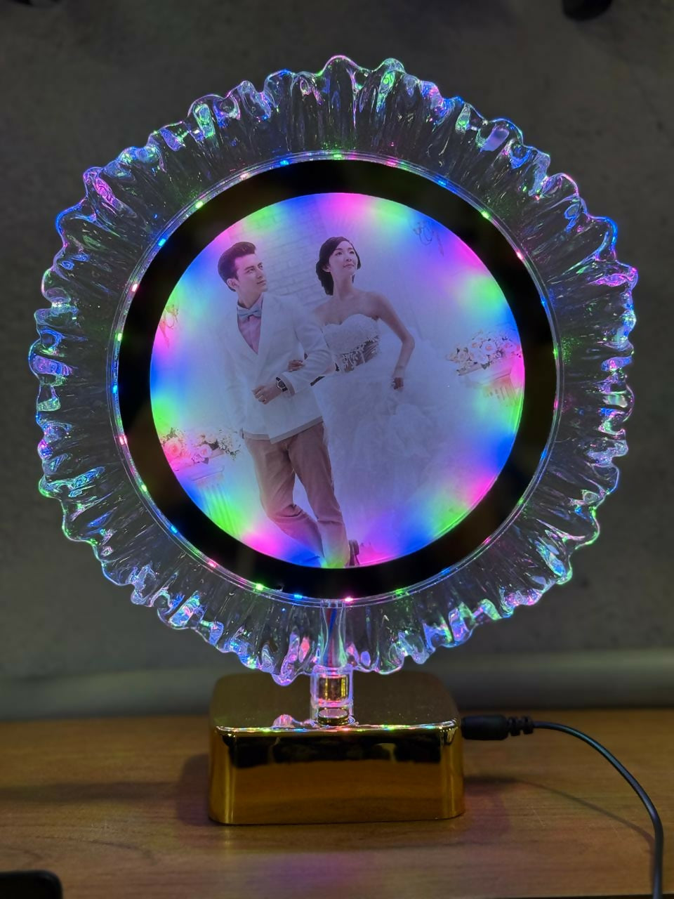 Personalized Round LED Crystal Photo Frame with Golden Base | Glowing Multi-Color Light Wedding Anniversary Gift for Couples, Birthday, Valentine’s Day, Home Décor Night Lamp