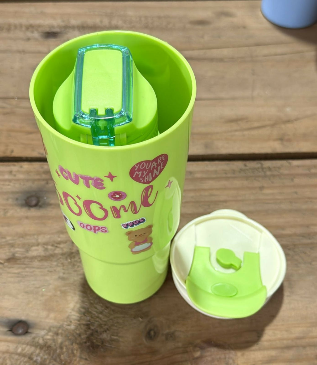 Set of 3 Green Cartoon Water Bottles for Kids – Cute Bear Printed BPA-Free Plastic Bottles with Leak-Proof Flip Lids (1500ml, 800ml, 500ml)