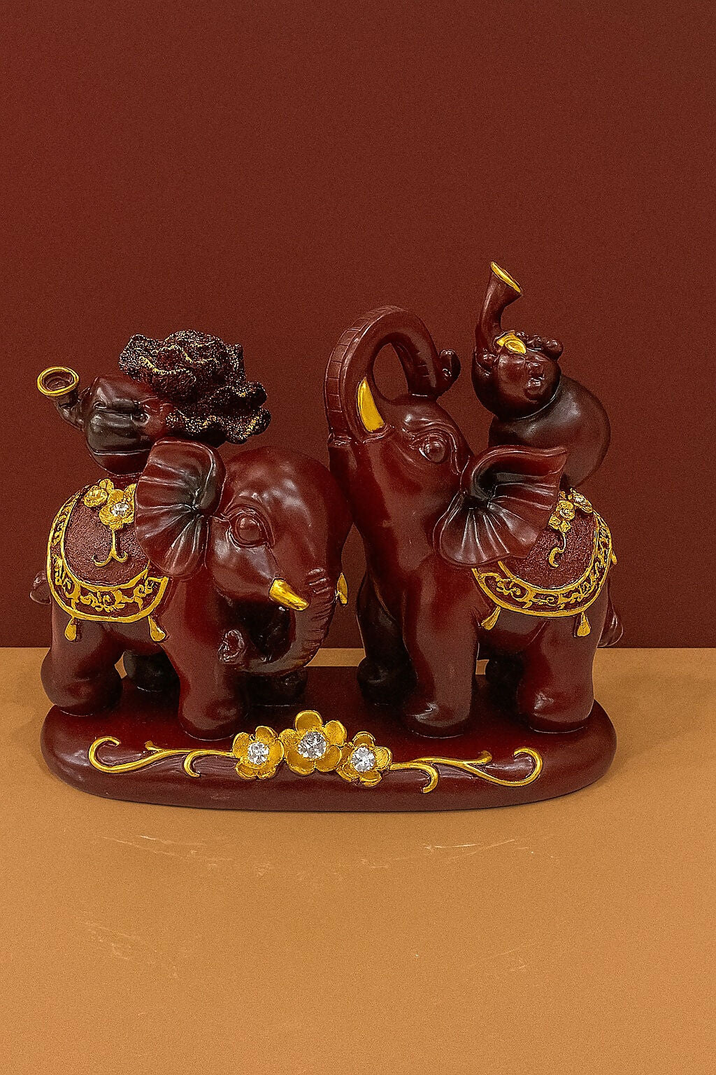 HOME DECOR Royal Resin Elephant Family Showpiece with Rose Flower and Baby Elephant – Decorative Tabletop Statue for Home, Living Room, and Gift Purposes