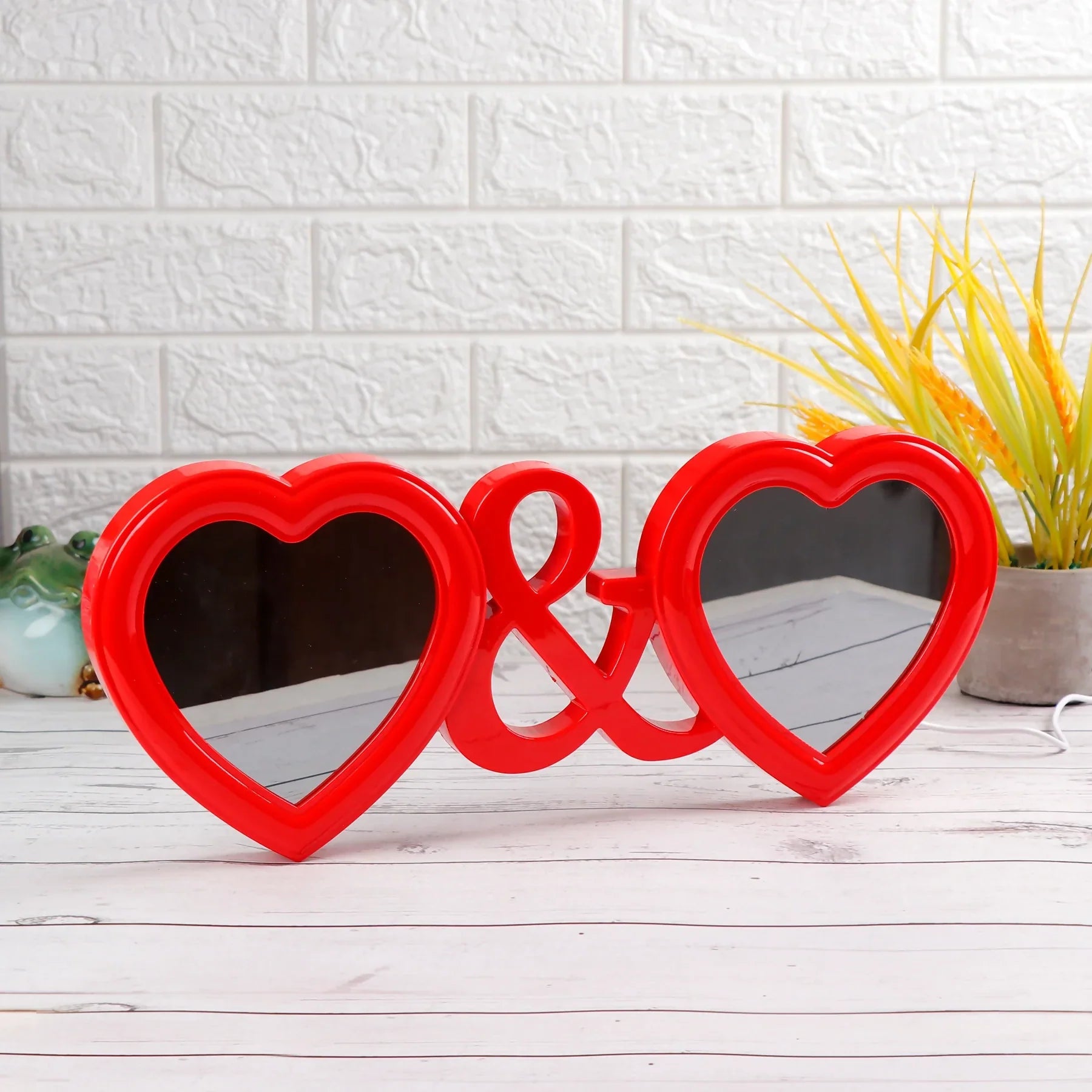 LoveBond Heart & Heart LED Mirror – Romantic Couple Table Décor Romantic Hearts LED Magic Mirror Photo Frame