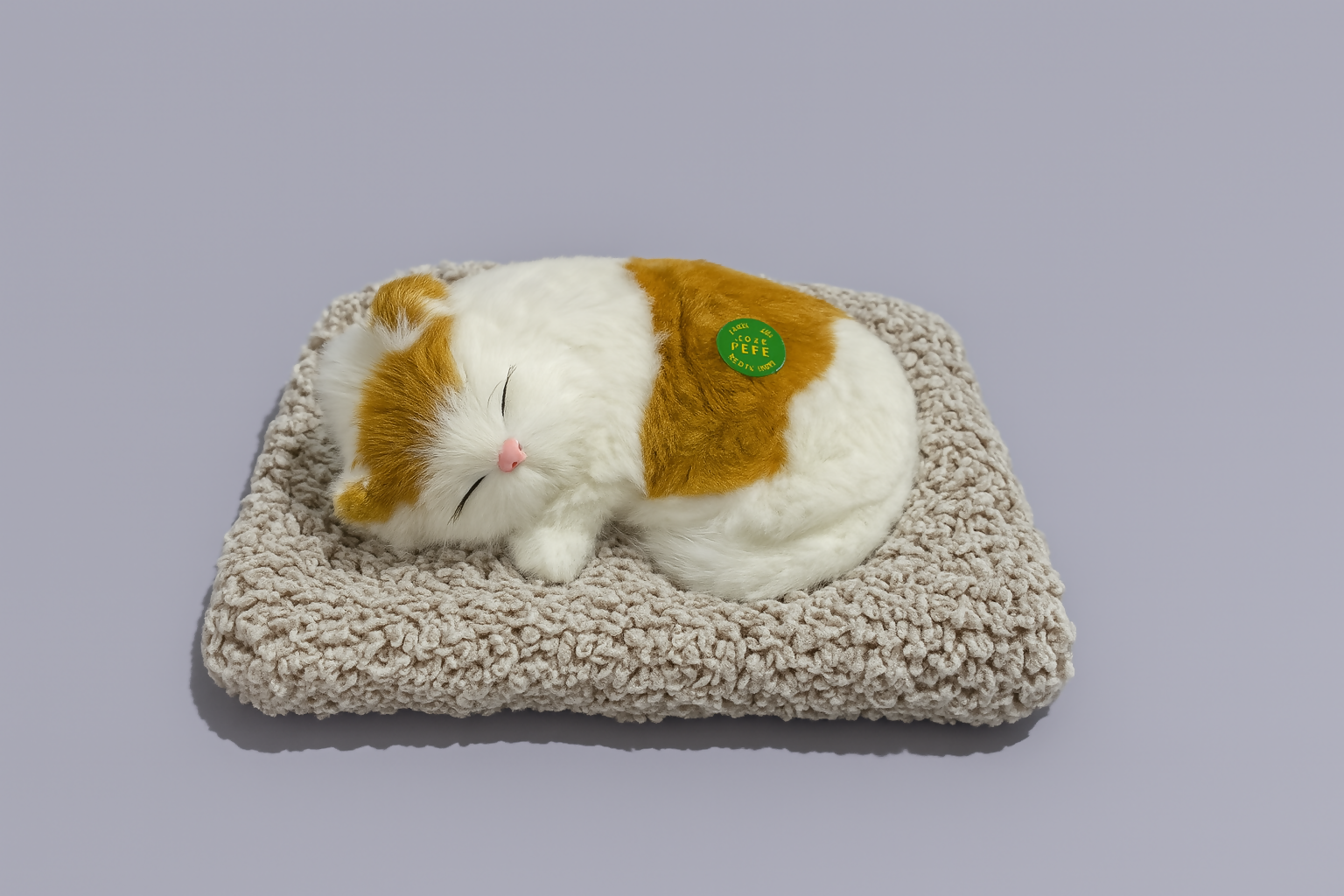 Realistic Plush Sleeping Cat Figurine for Car Dashboard & Home Decor – White and Orange Faux Kitten with Fluffy Bed – Lifelike Stuffed Animal Gift for Cat Lovers