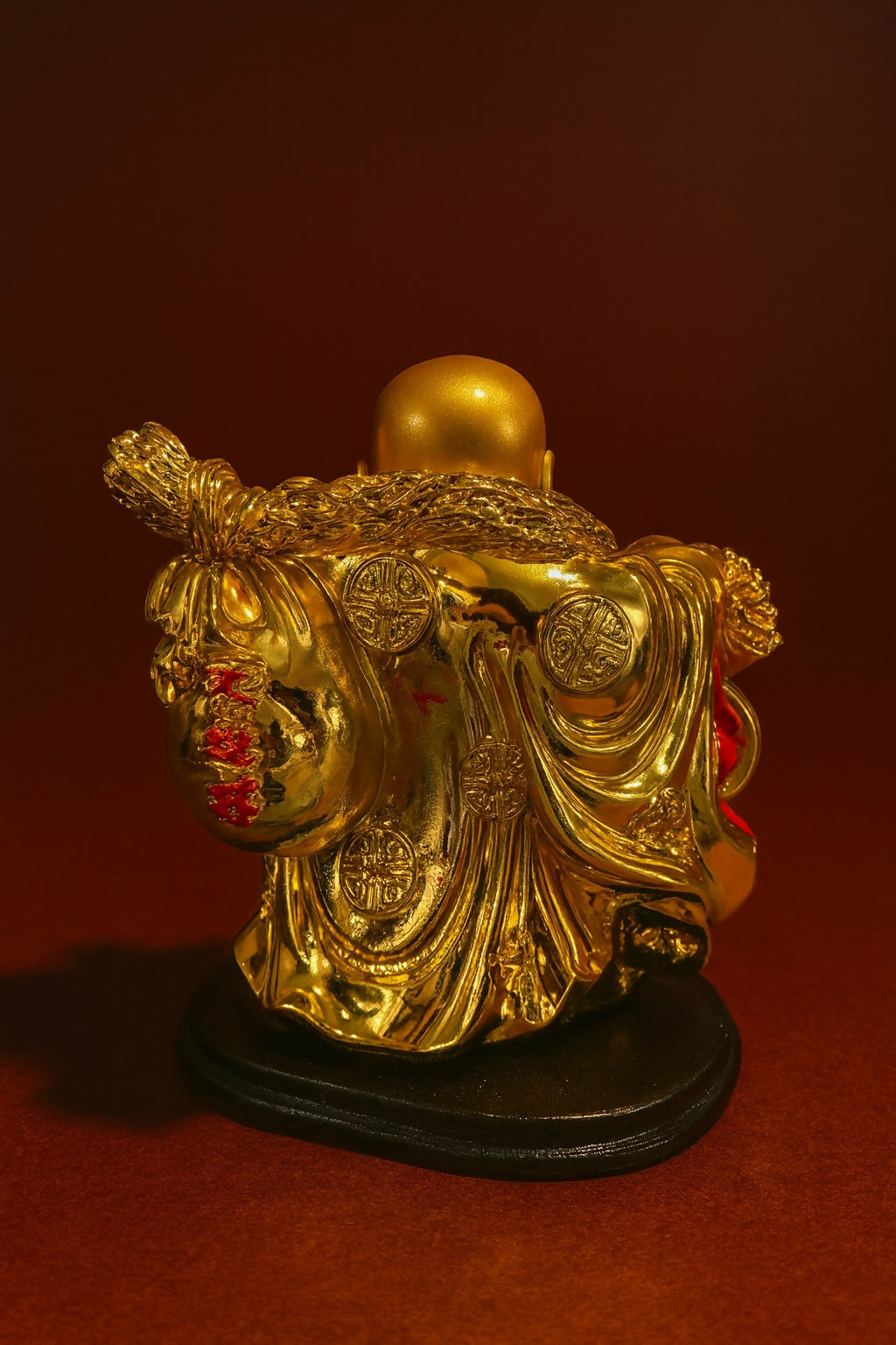 Golden Laughing Buddha Idol with Coins & Gold Ingot – Multicolor Feng Shui Resin Statue for Good Luck, Wealth & Prosperity – Decorative Smiling Buddha Showpiece for Home, Office & Shop Décor