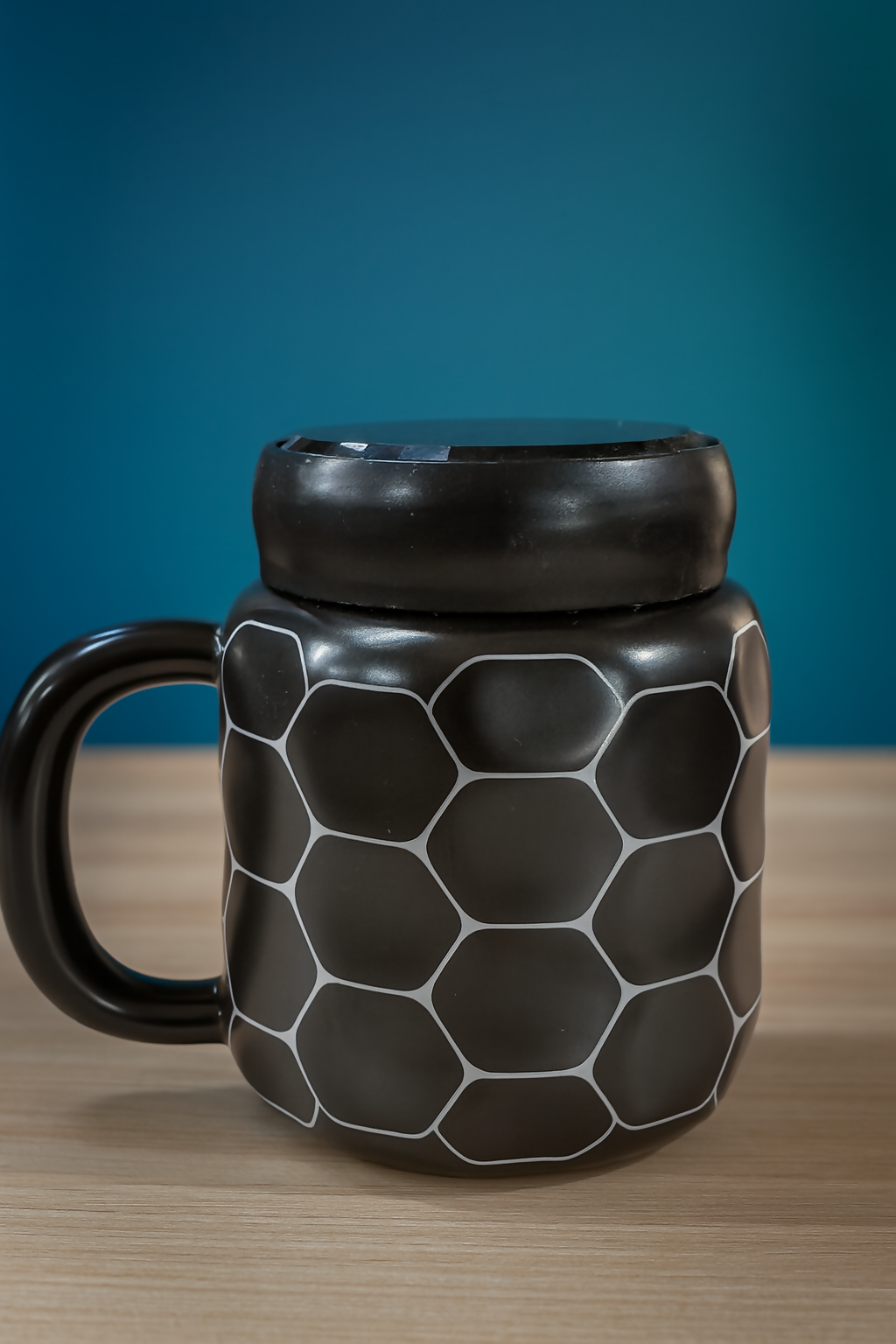 Premium Black Hexagon Pattern Ceramic Coffee Mug with Lid | Insulated Designer Tea Mug for Office & Home | Stylish Textured Matte Finish Cup with Handle