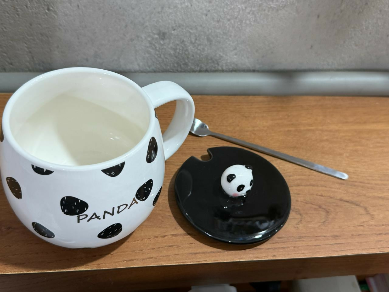 Cute Panda Ceramic Mug with Lid & Spoon | Cartoon Panda Coffee & Tea Cup | Large Capacity Milk Mug with Crown Panda Print | Gift Mug for Kids, Women & Panda Lovers