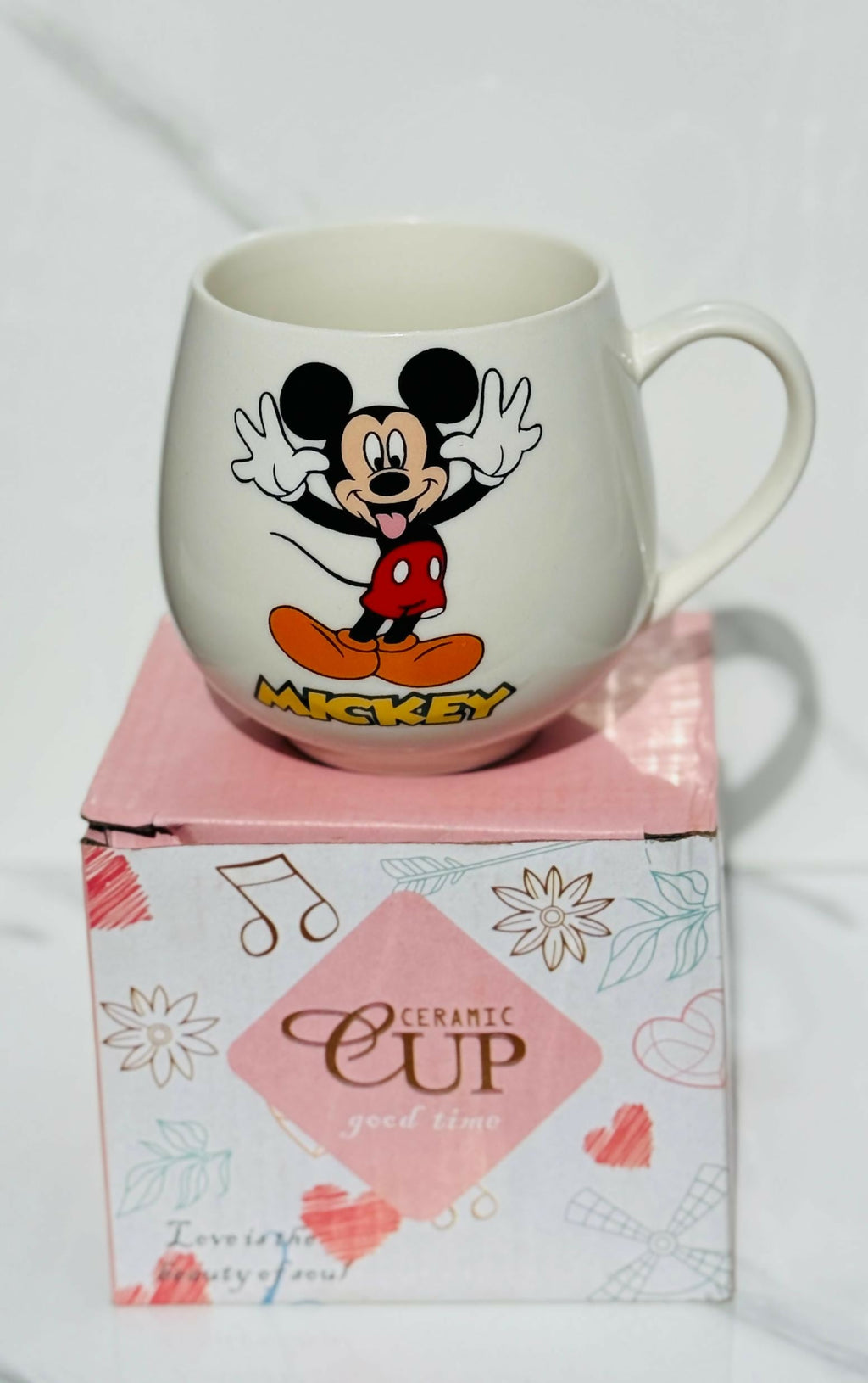 Classic Cartoon Character Ceramic Coffee Mug – Rounded Cup with Iconic Red Shorts and Yellow Shoes Design, Fun Drinkware for Kids & Adults