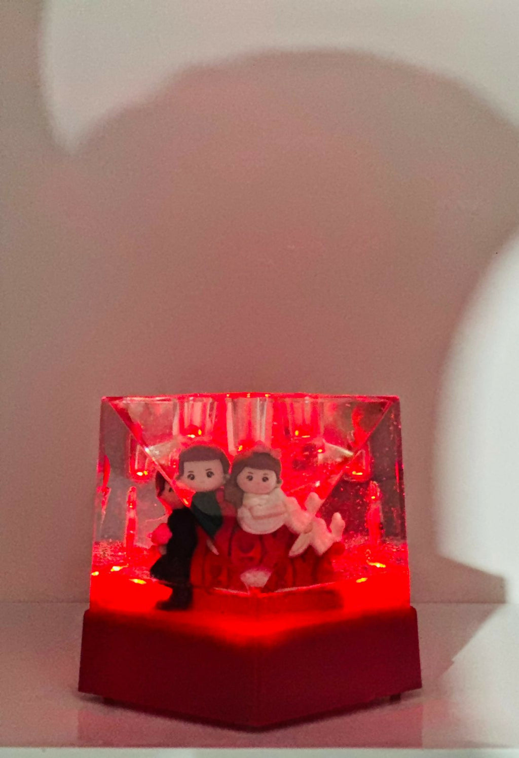 Crystal Romance Cube Acrylic Liquid Motion Teddy Love Sign Block | Valentine's Day Gift | Romantic Desk Showpiece | Clear Decorative Display with Floating Glitter