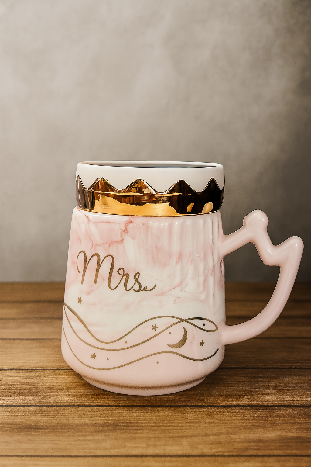 Luxury Ceramic "Mrs." Coffee Mug with Crown Lid & Mirror | Pink Marble Finish with Gold Accents | Romantic Gift for Wife, Her, Bride – Tea Cup for Home, Office & Gifting