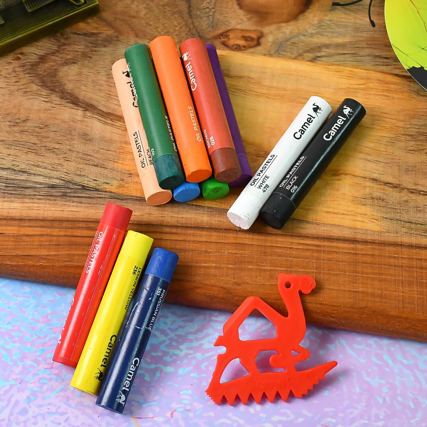 Camel Oil Pastels 12 Assorted Shades with Free Scraping Tool