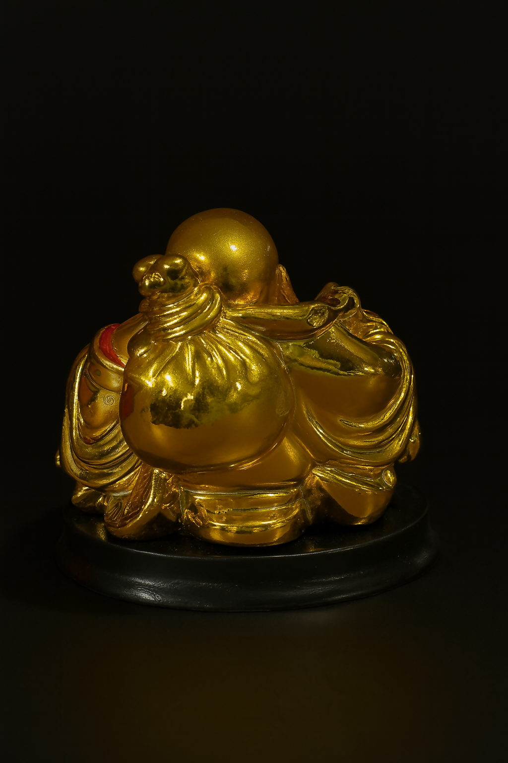 Golden Laughing Buddha Idol for Home Decor – Smiling Buddha Statue